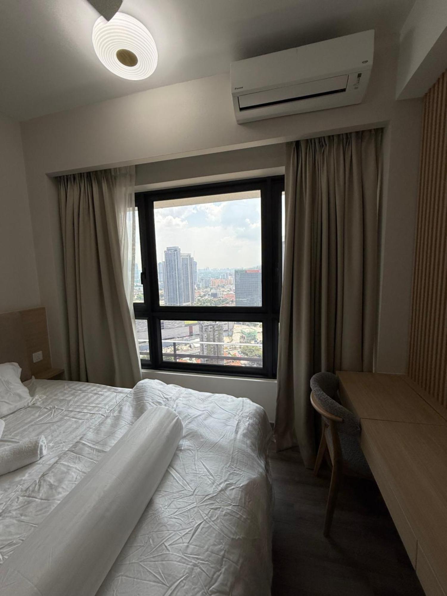 Agile Sky Near Pavilion Mall & Trx View Including Swimming Pool Kuala Lumpur