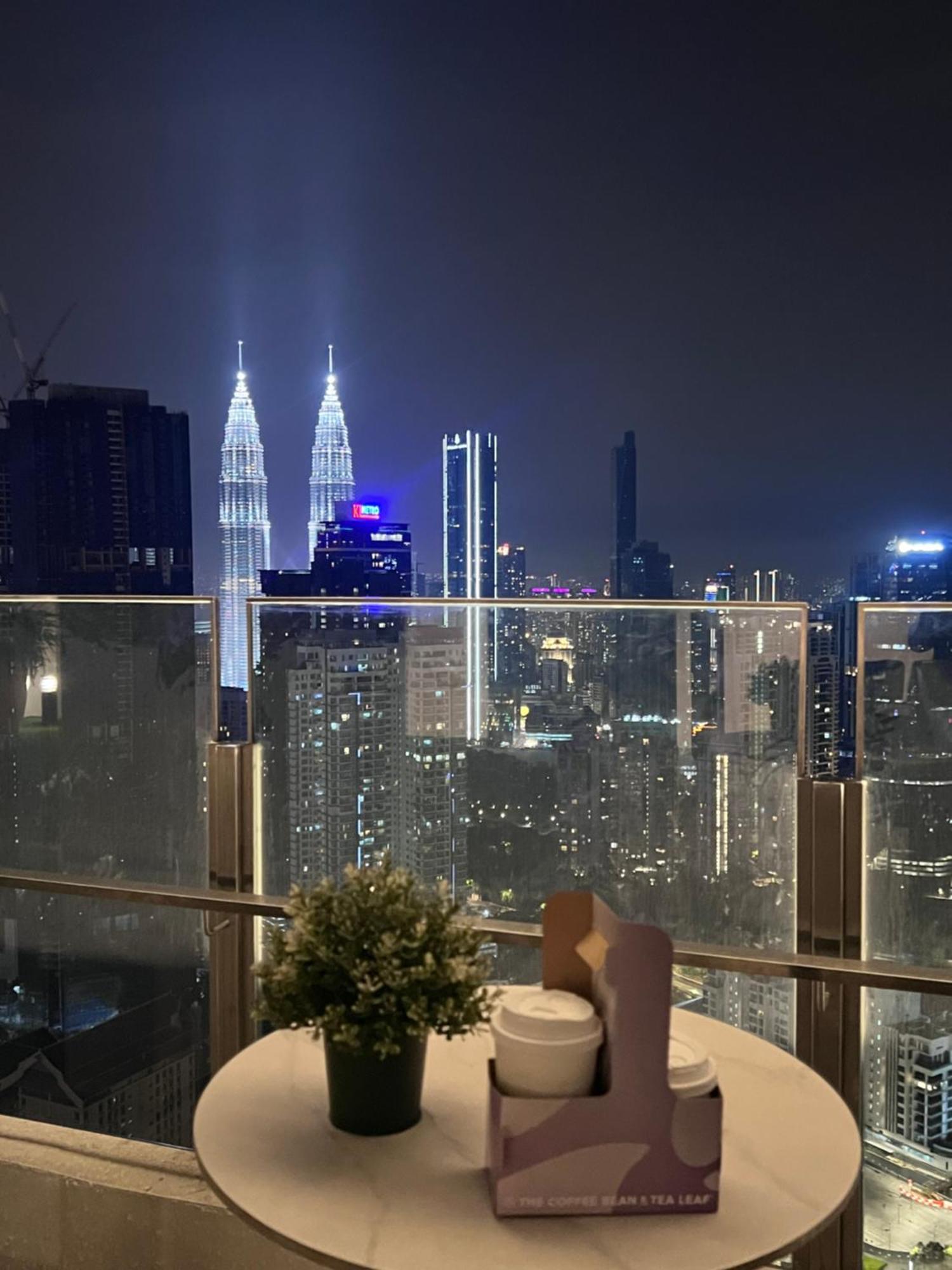 Agile Sky Near Pavilion Mall & Trx View Including Swimming Pool Pangsapuri *